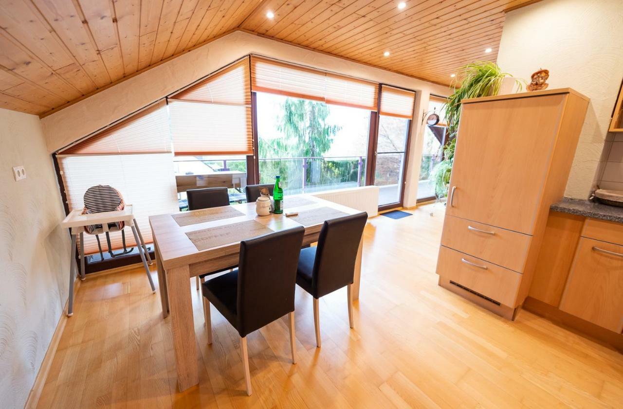 Ferienwohnung Virginija Ditscheid 외부 사진